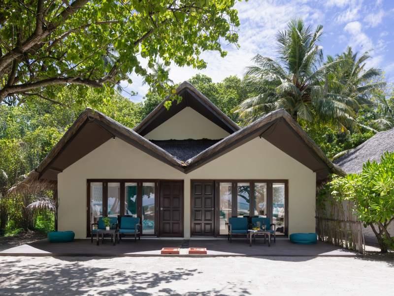 5D4N Combo Island – Adaaran Select Hudhuran Fushi B2 (2N Local + 2N Resort)-Beach Villa 