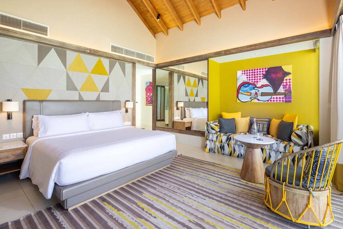 4D3N Combo Island – Hard Rock Hotel Maldives A2 (2N Local + 1N Resort)-Platinum Overwater Villa.