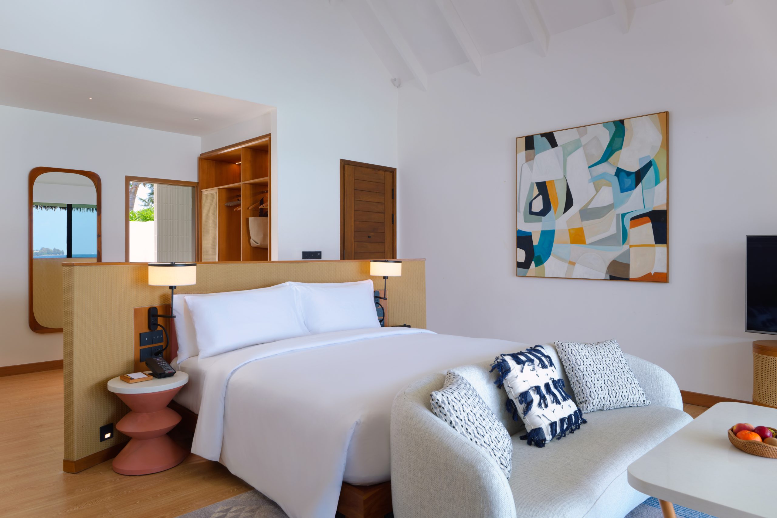 5D4N Combo Island – DusitD2 Feydhoo Maldives A2 (2N Local + 2N Resort)-Waterfront Pool Villa.