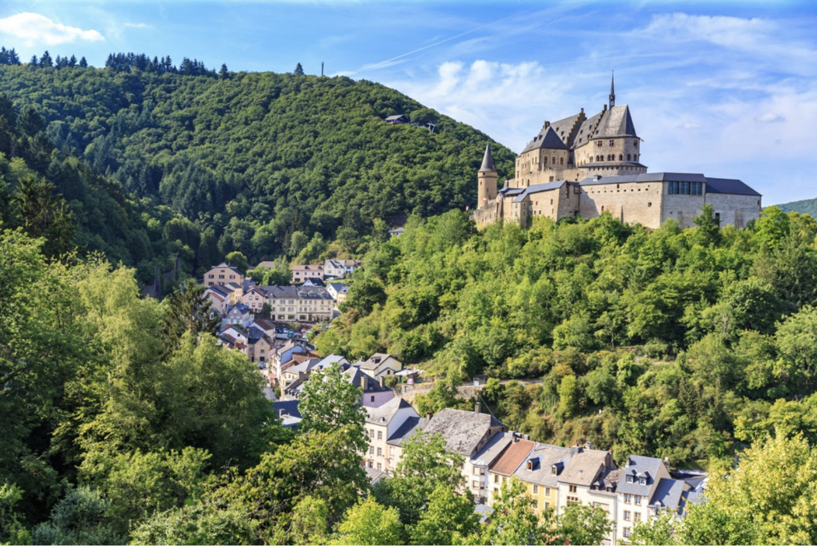 Luxembourg Transportation Guide: Public Transit, Taxis, Car Rental, and Accessibility