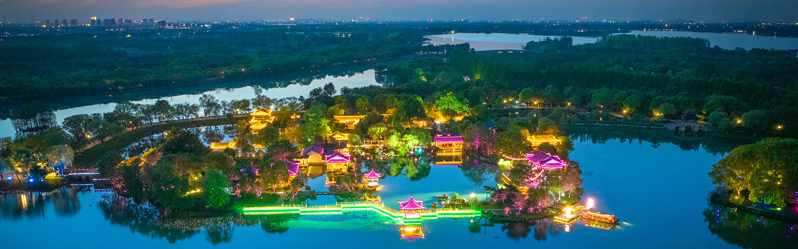 诗画江南 奇幻深坑酒店 POETIC JIANGNAN ENCHANTING DEEP PIT HOTEL