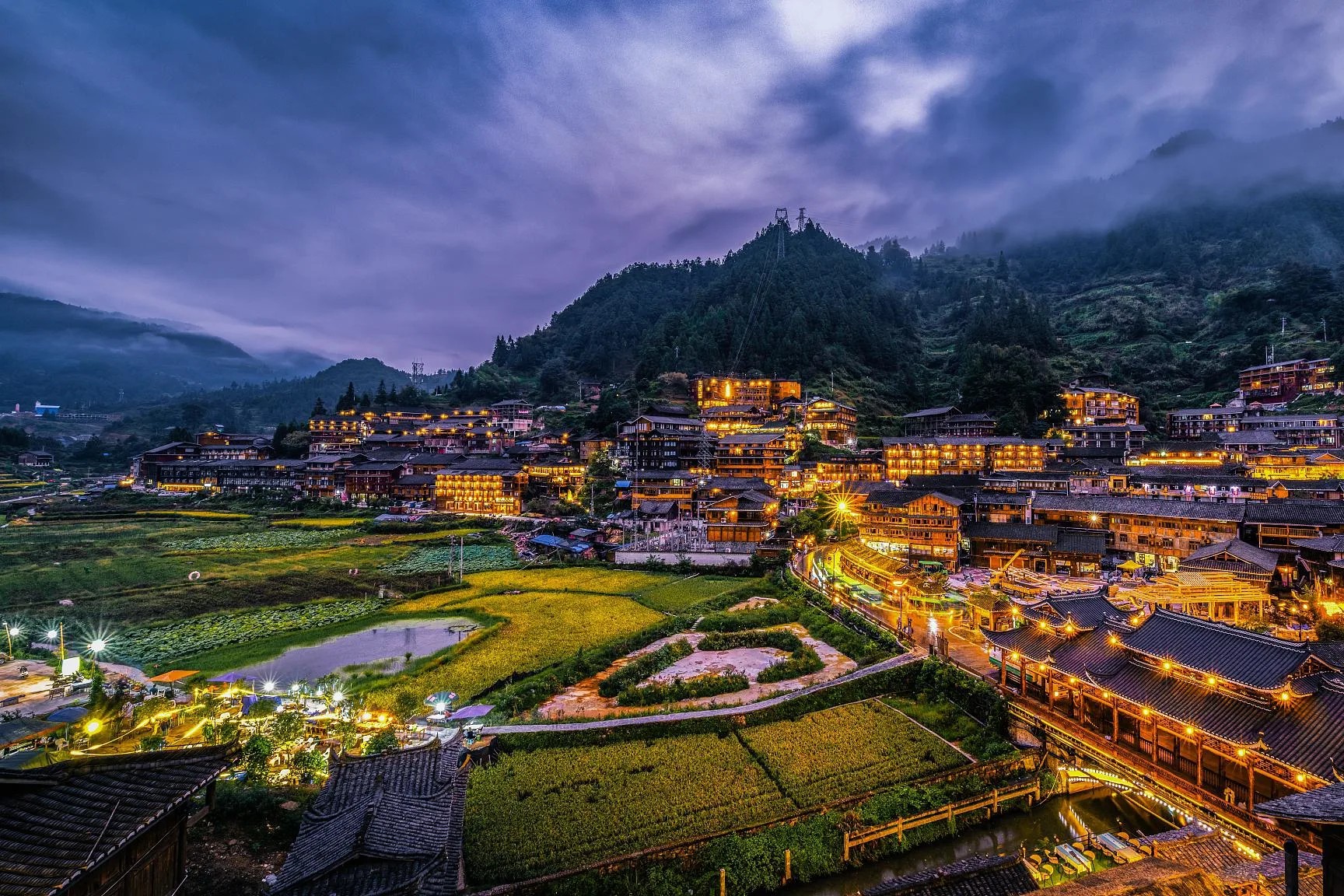 多彩贵州苗寨情 GUIZHOU MIAO VILLAGE