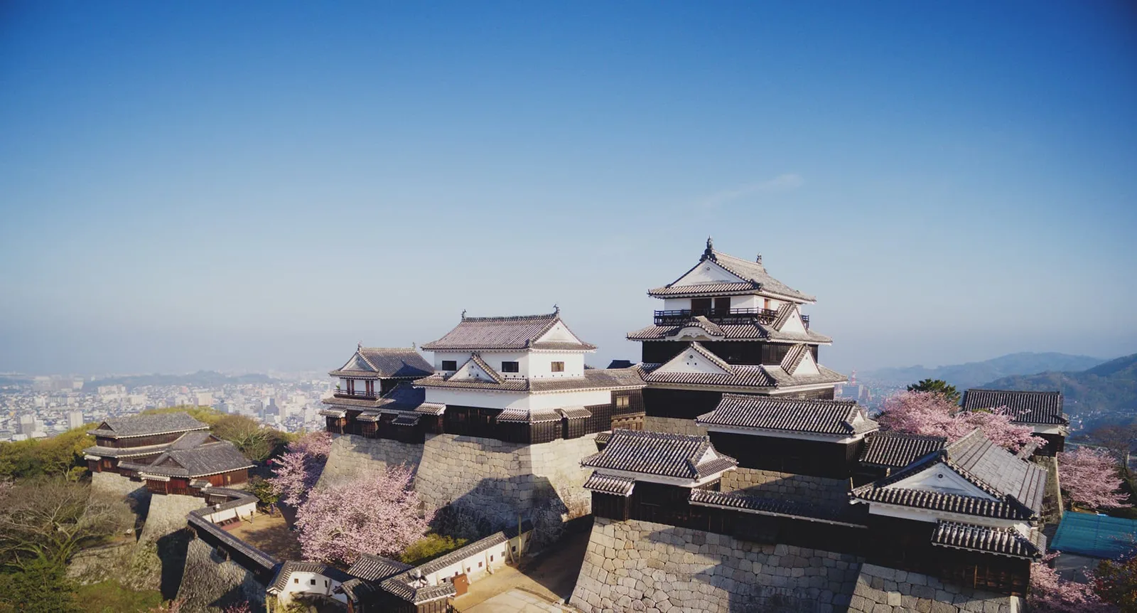 日本四国: 晴天之国 JAPAN SHIKOKU: THE LAND OF SUNSHINE