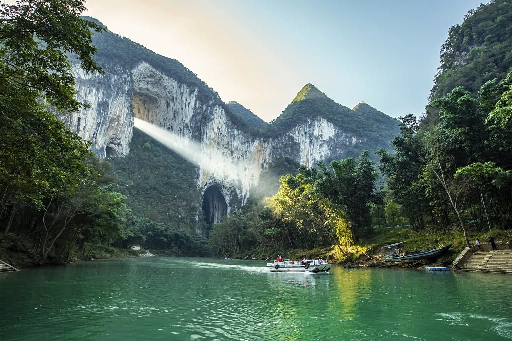 多彩贵州苗寨情 GUIZHOU MIAO VILLAGE
