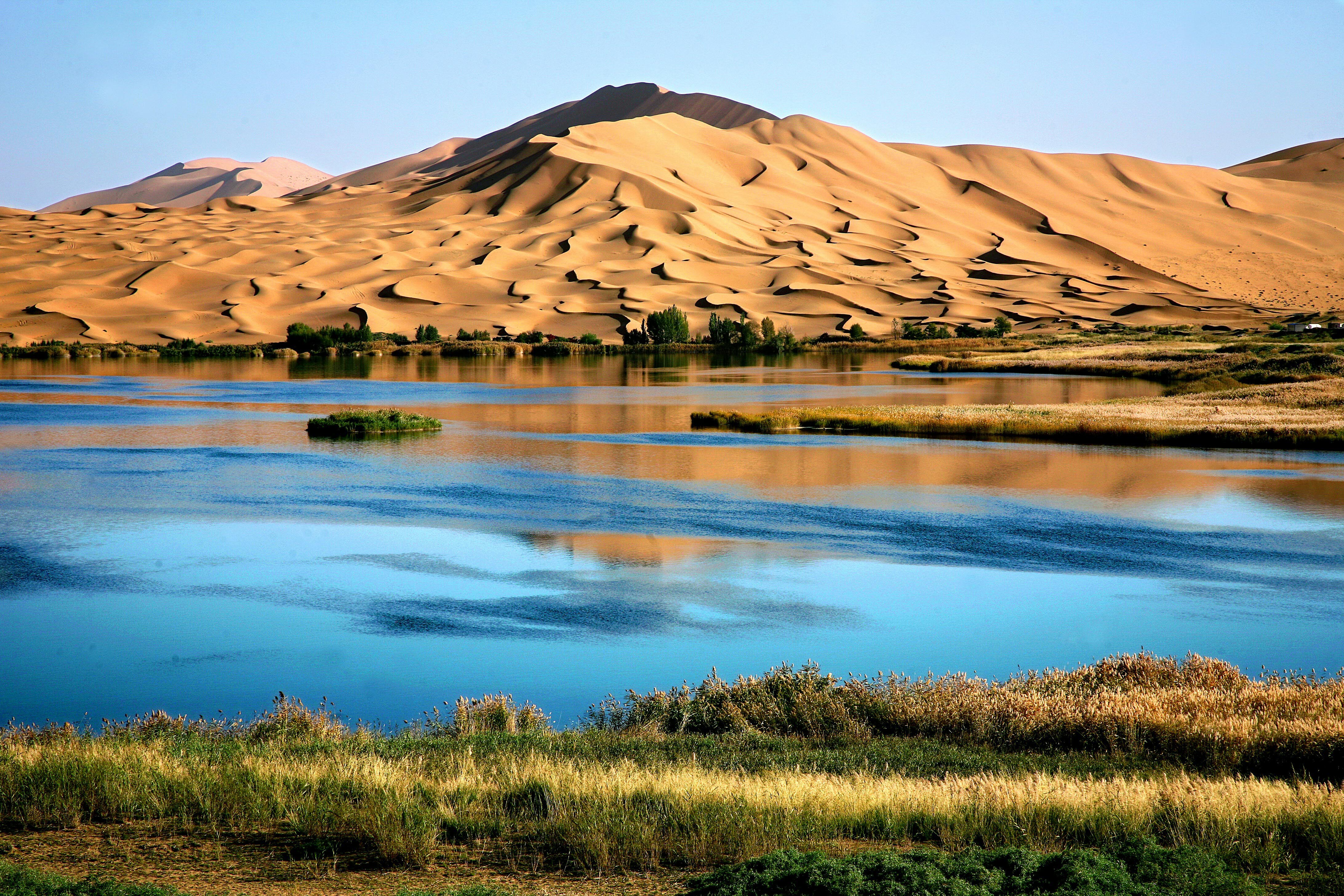 大美青蒙干之水墨丹青 MOST BEAUTIFUL BADAIN JARAN DESERT AND QINGHAI