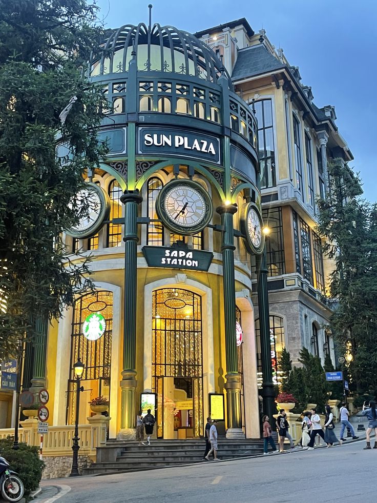 Sapa Square and Sun Plaza